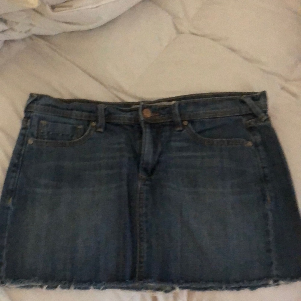 Old Navy, Distressed Raw Hem Cutoff Denim Blue Jean Mini Skirt (used)